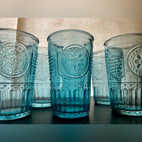 Set of 6 Bormioli Rocco Aqua Blue glasses. 4.75”H x 3.15”W Made in Italy - Picture 14 of 14